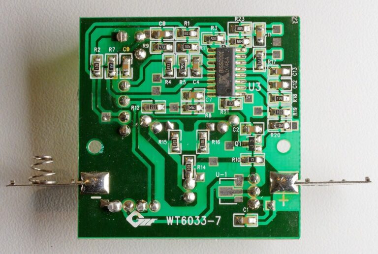 Rola symulacji komputerowych w projektowaniu układów elektronicznych